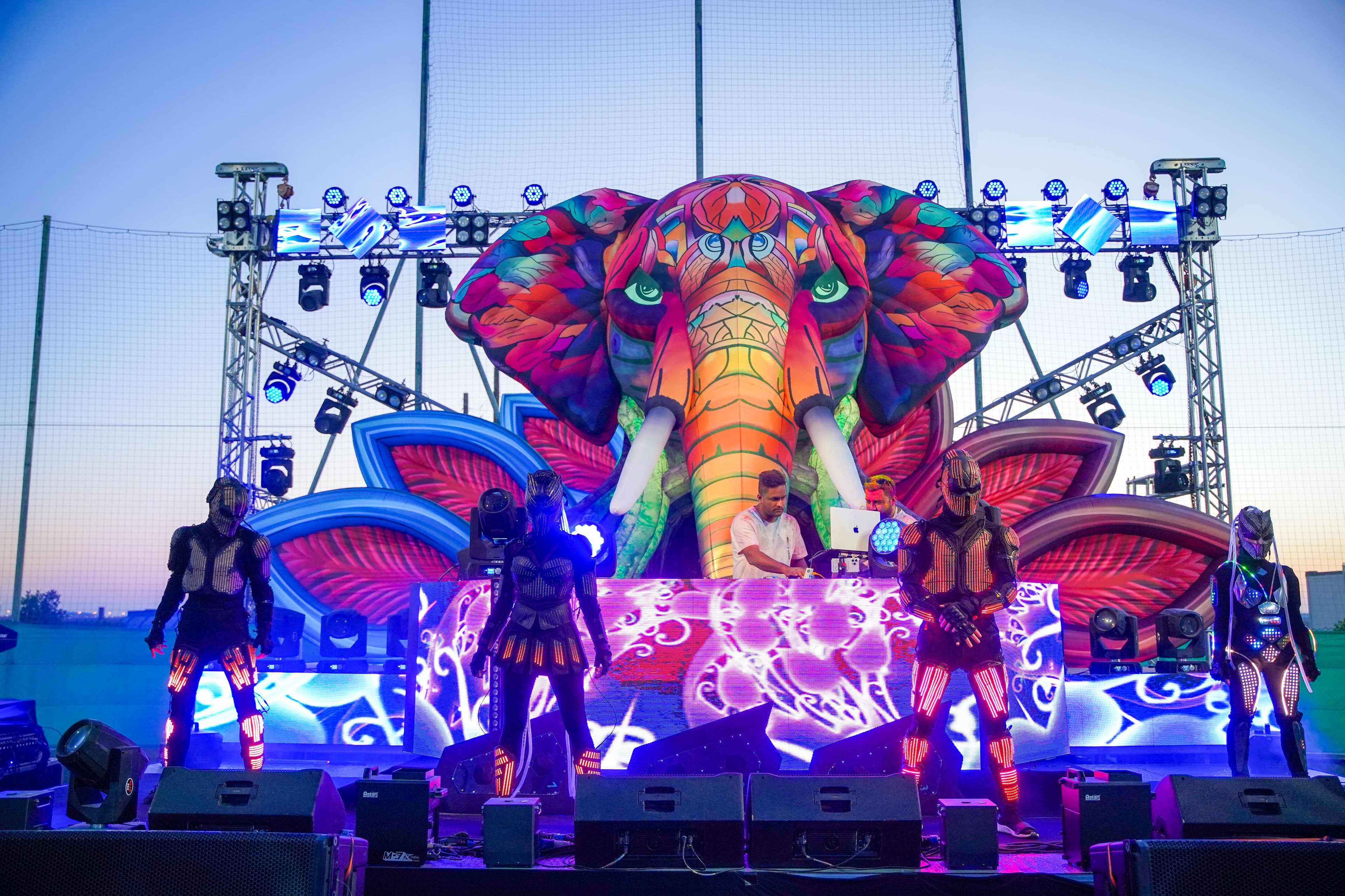 Holi event crowd moment